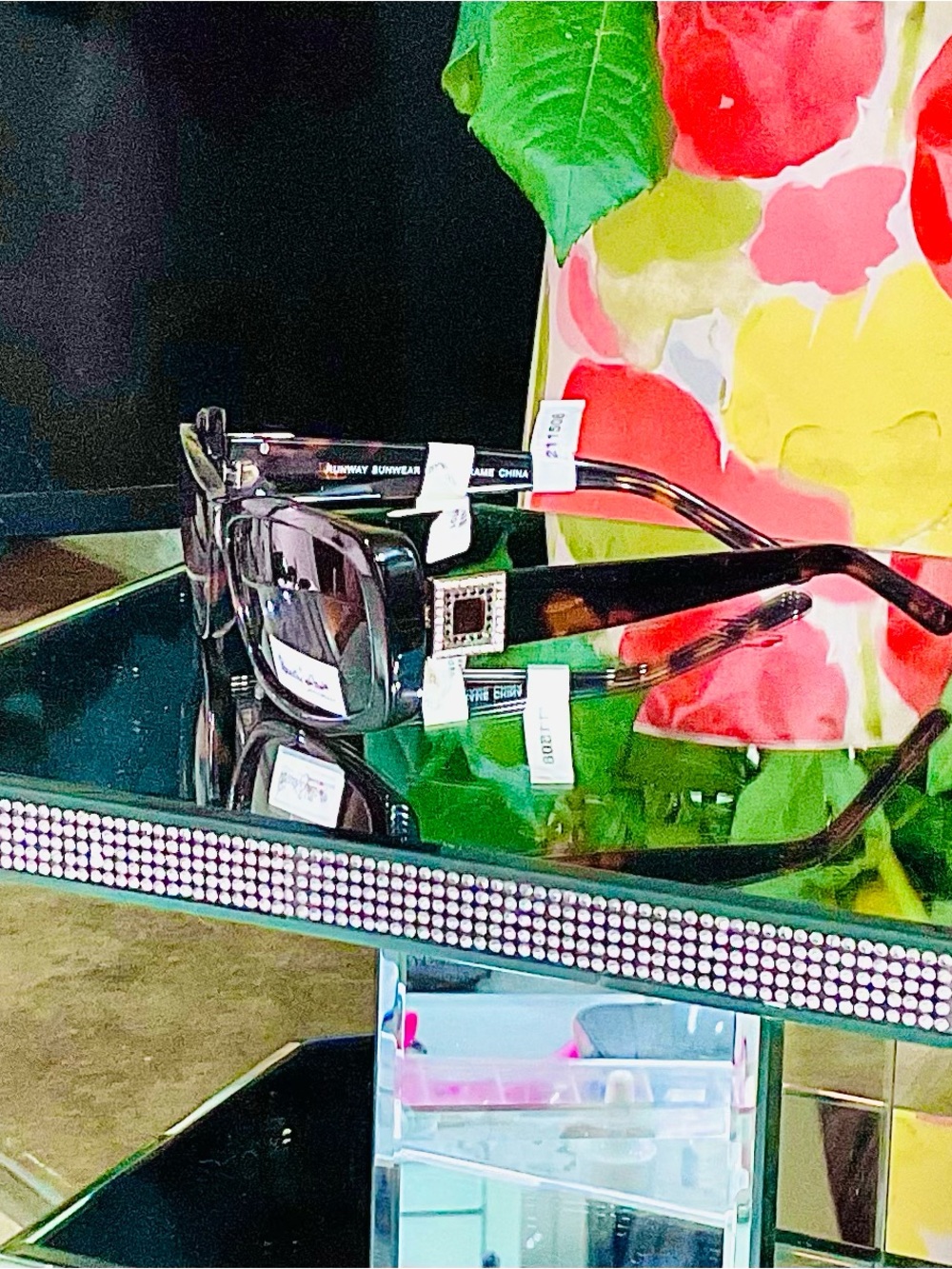ROBERTO STEFFANI SUNGLASSES  NWT